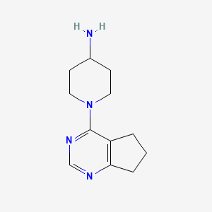 Struktur - 1-(5H,6H,7H-Cyclopenta[d]pyrimidin-4-yl)piperidin-4-amine, 95%