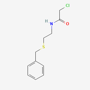 Estructura - N-[2-(Benzylsulfanyl)ethyl]-2-chloroacetamide, 95%