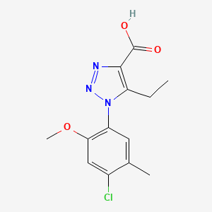 Rakenne - 1-(4-Chloro-2-methoxy-5-methylphenyl)-5-ethyl-1H-1,2,3-triazole-4-carboxylic acid, 90%
