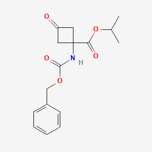 Structuur - Isopropyl 1-(((benzyloxy)carbonyl)amino)-3-oxocyclobutane-1-carboxylate