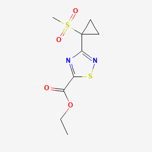 Struktur - Ethyl 3-(1-(methylsulfonyl)cyclopropyl)-1,2,4-thiadiazole-5-carboxylate